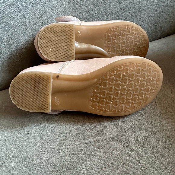 CARAMELO KIDS Girls Pink Bow Shoes - Picture 14 of 15